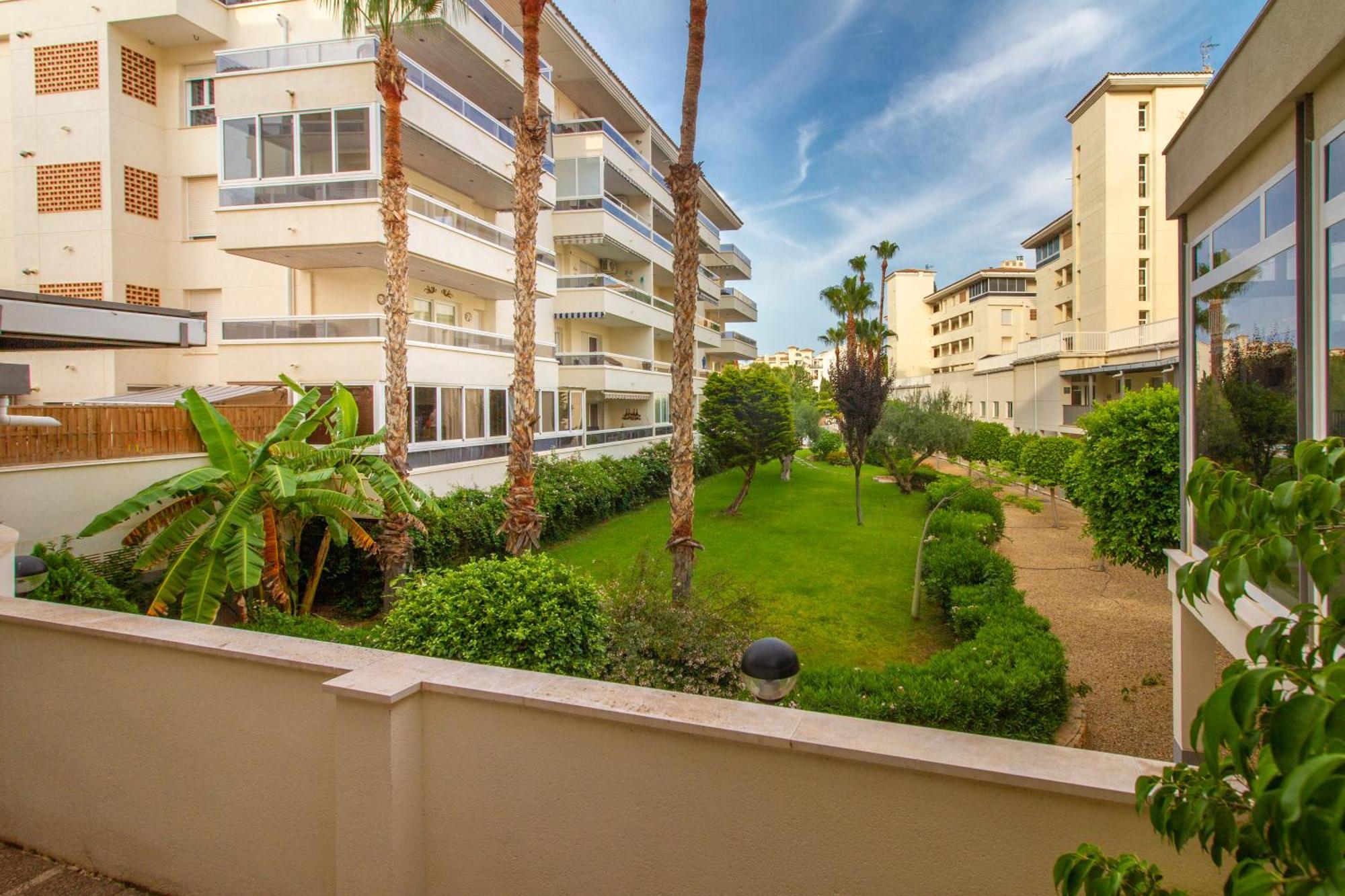 Luminoso Y Acogedor Apartamento En Albir Альбир Экстерьер фото