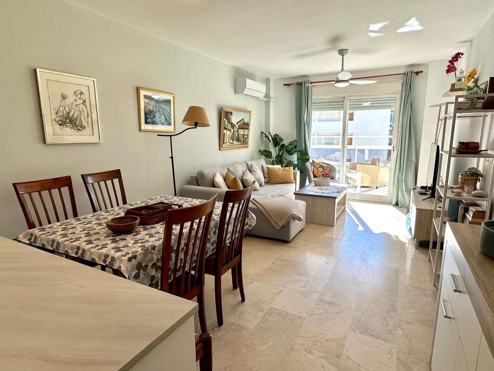 Luminoso Y Acogedor Apartamento En Albir Альбир Экстерьер фото